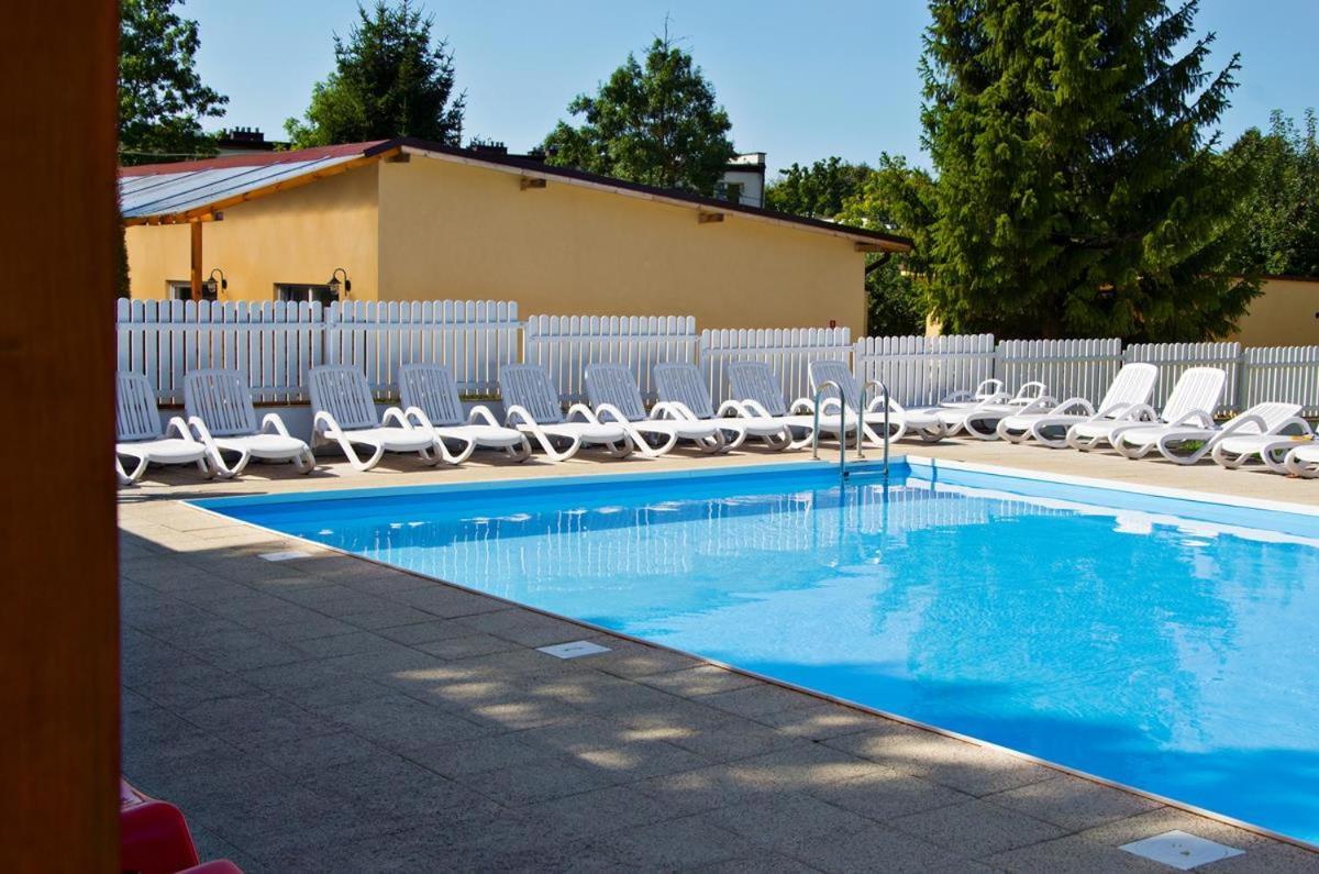 Apartament Kapitanski Z Widokiem Na Morze 4 Pietro - By Perlowa Przystan Rent シャノジェンティ エクステリア 写真