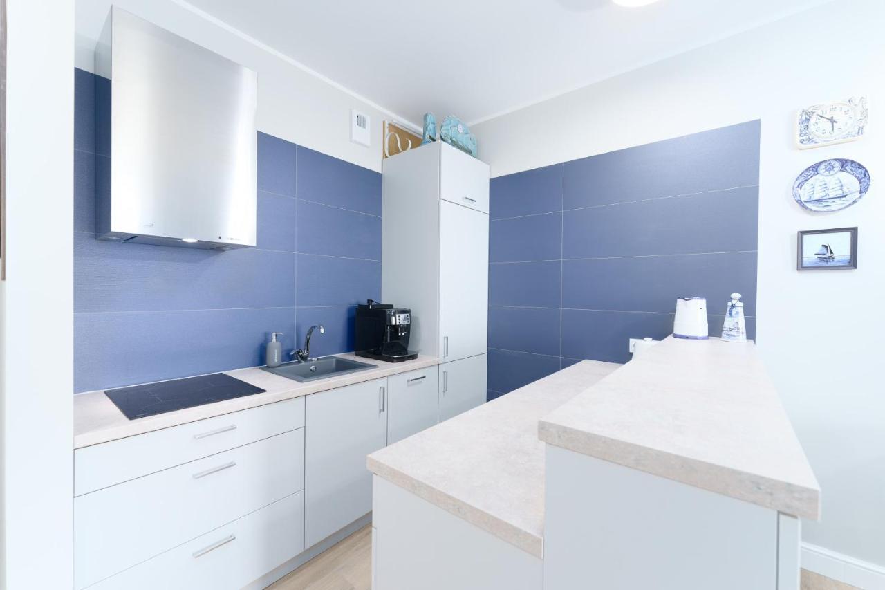 Apartament Kapitanski Z Widokiem Na Morze 4 Pietro - By Perlowa Przystan Rent シャノジェンティ エクステリア 写真