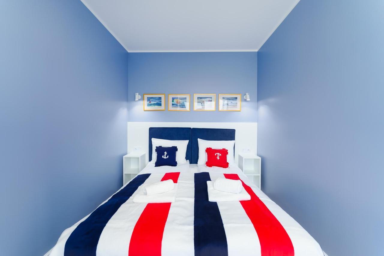 Apartament Kapitanski Z Widokiem Na Morze 4 Pietro - By Perlowa Przystan Rent シャノジェンティ エクステリア 写真
