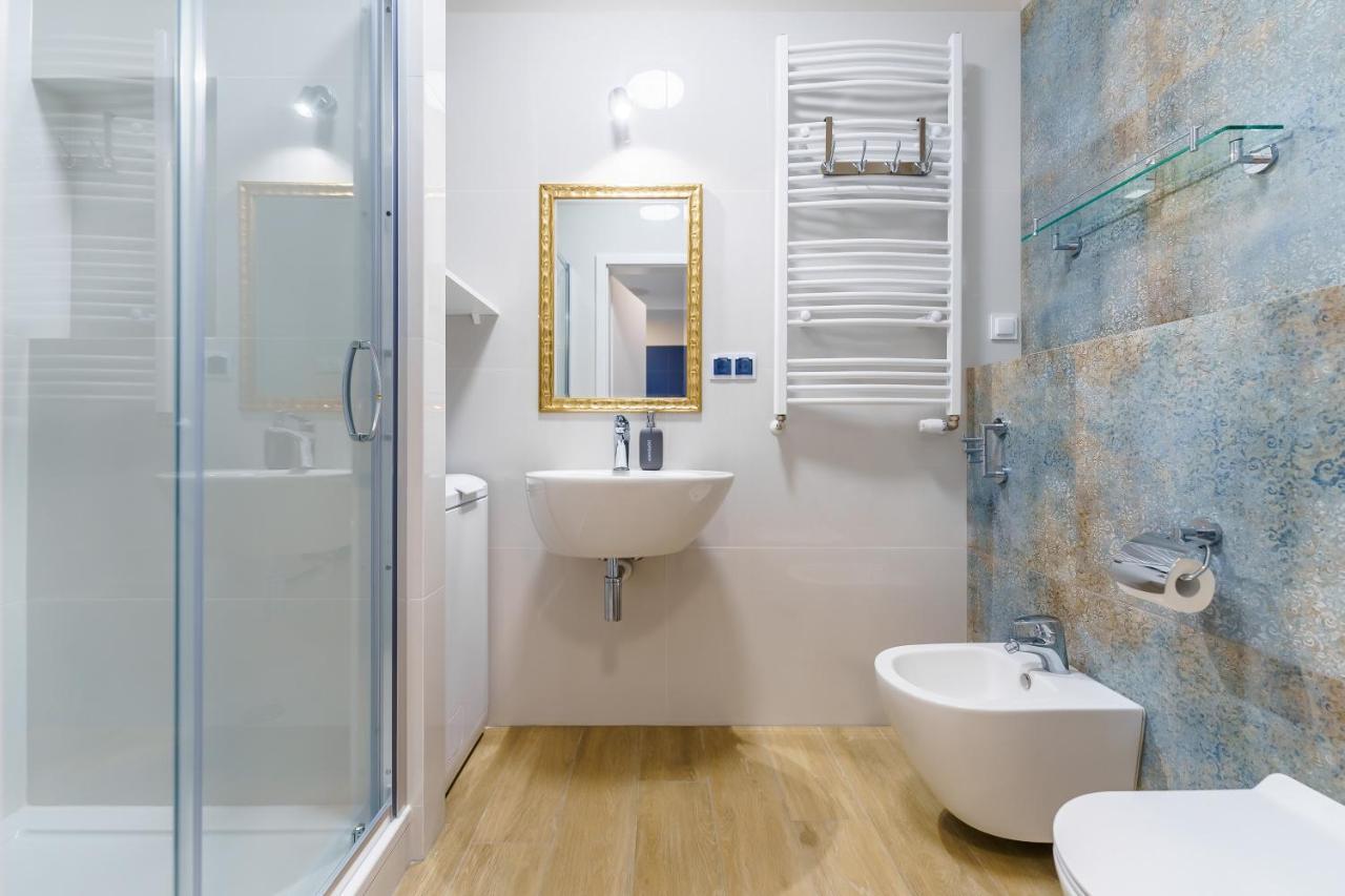 Apartament Kapitanski Z Widokiem Na Morze 4 Pietro - By Perlowa Przystan Rent シャノジェンティ エクステリア 写真