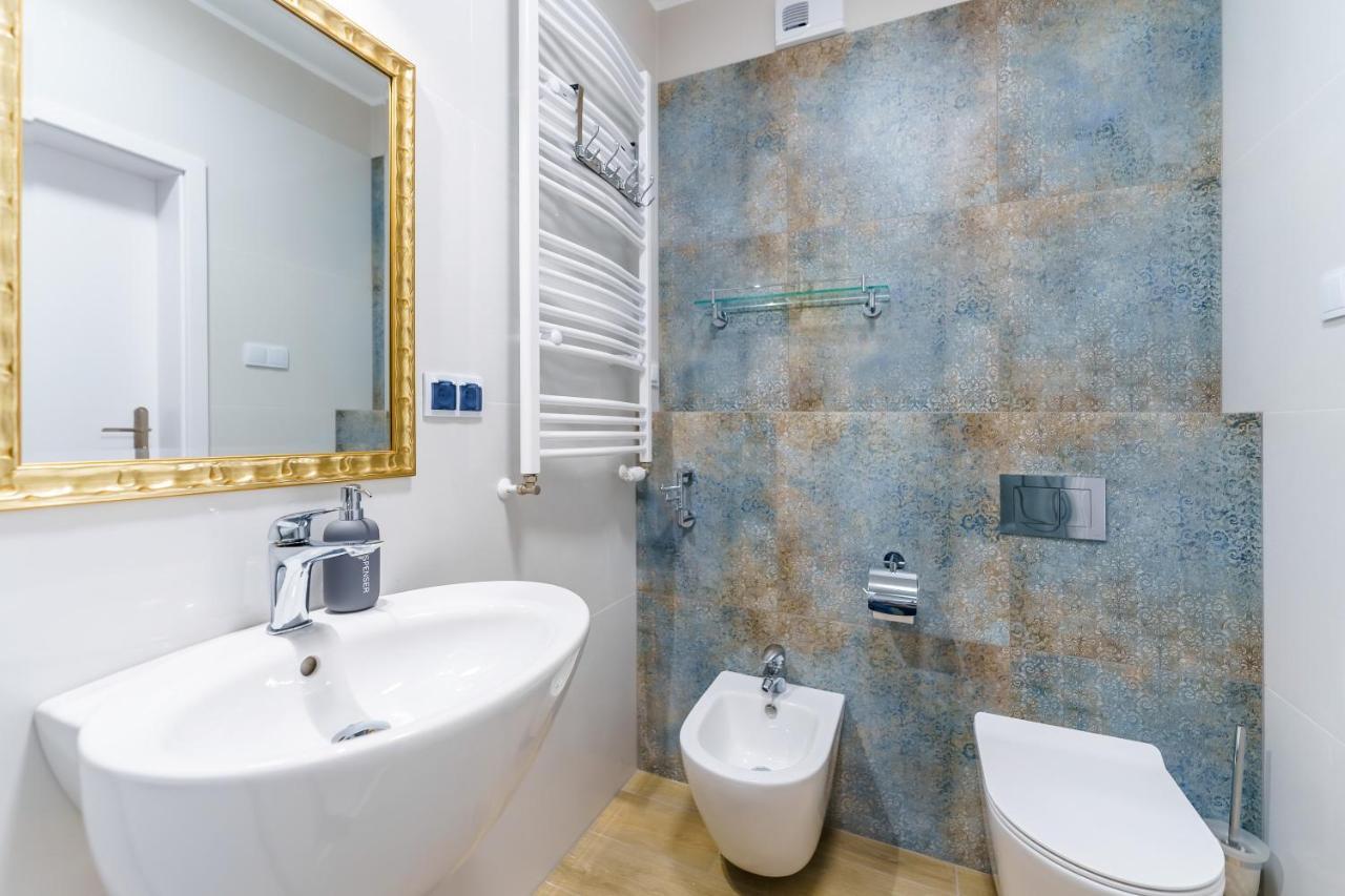 Apartament Kapitanski Z Widokiem Na Morze 4 Pietro - By Perlowa Przystan Rent シャノジェンティ エクステリア 写真